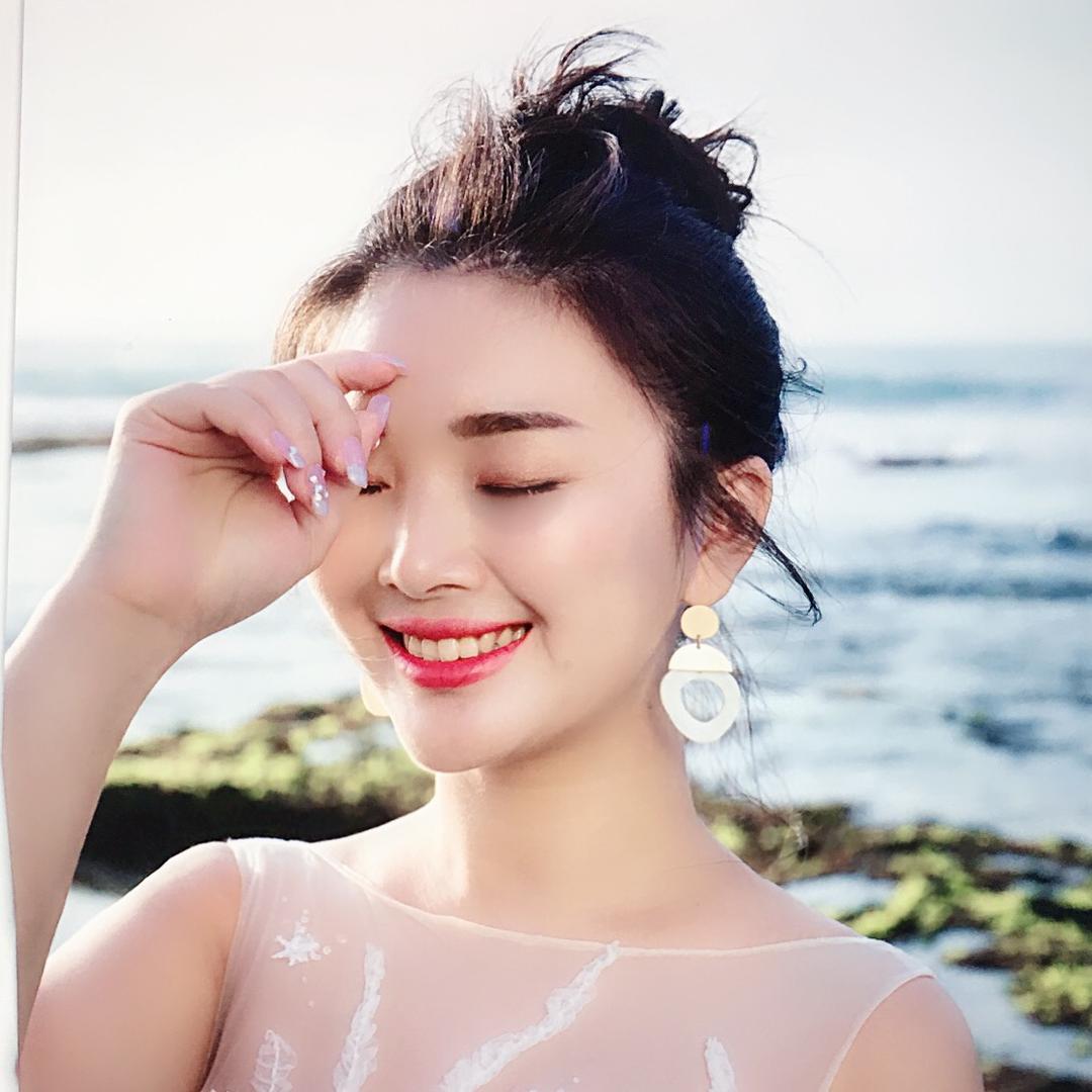 偷偷