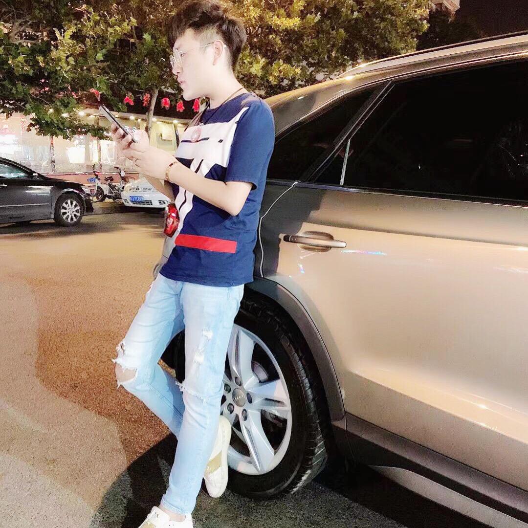 爱喝可乐的猫💋