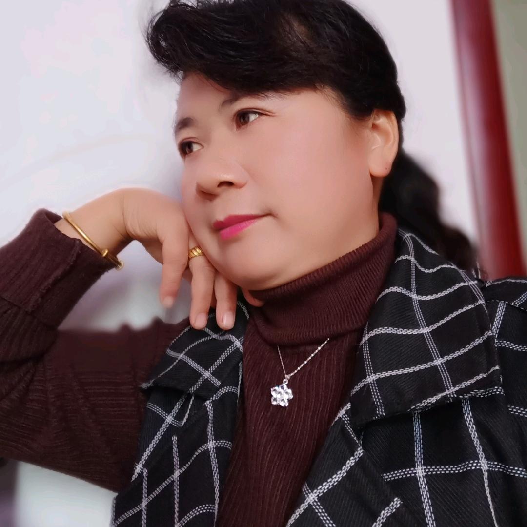 水果鲜女