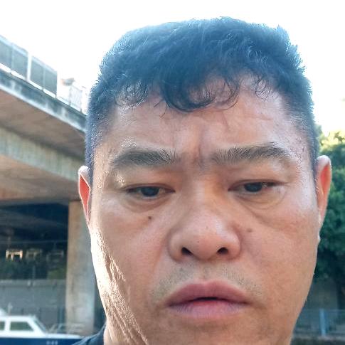 黄氏集团黄董事