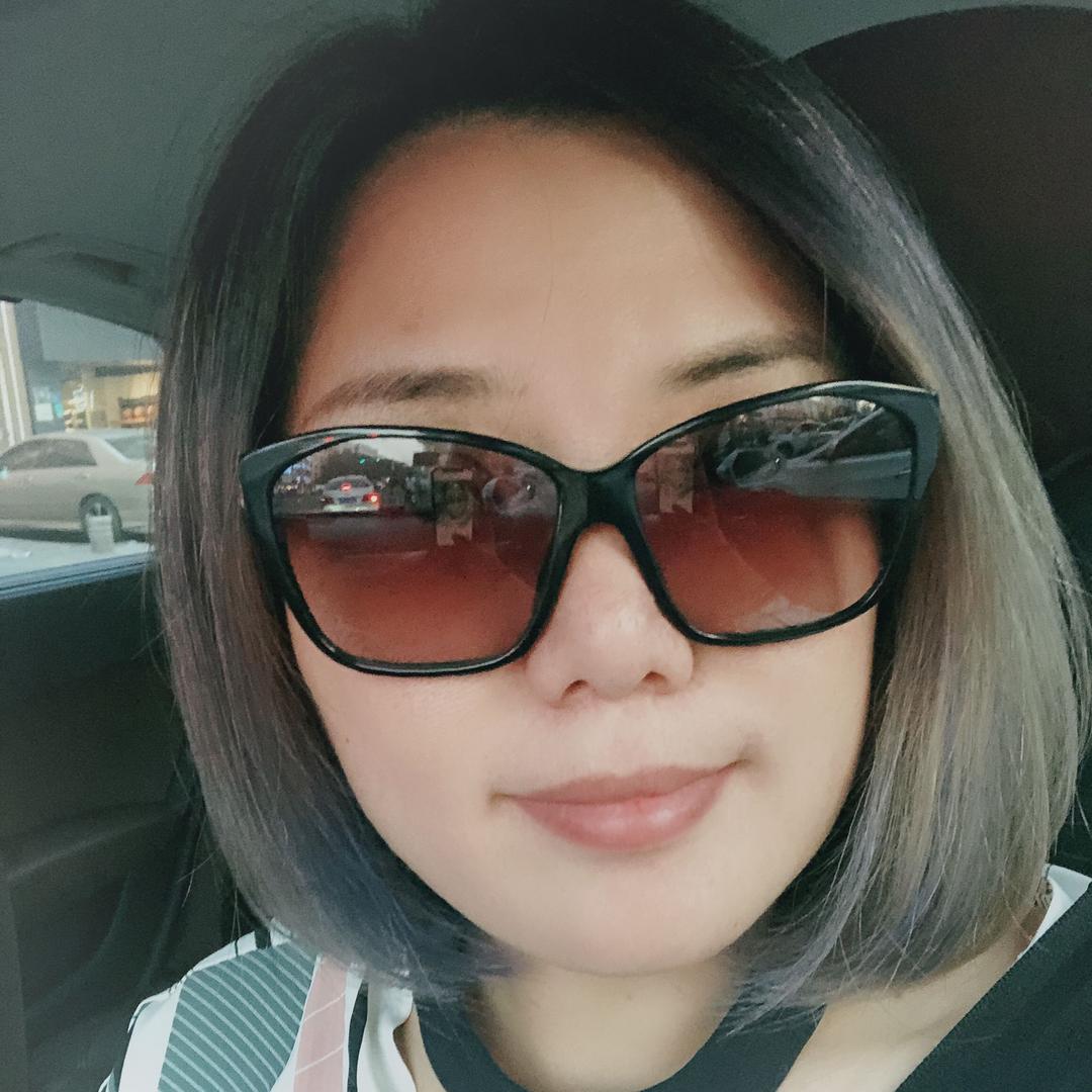 Lily丽阳化妆用具