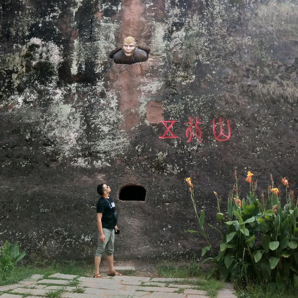 人生何处不相逢...