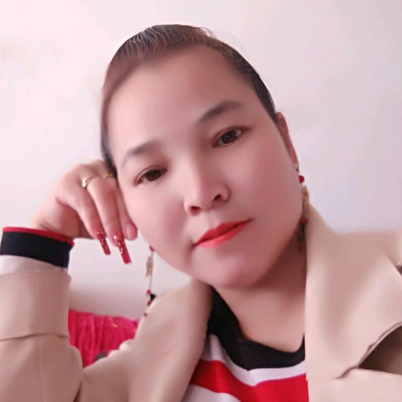 心里的痛苦无人知道。