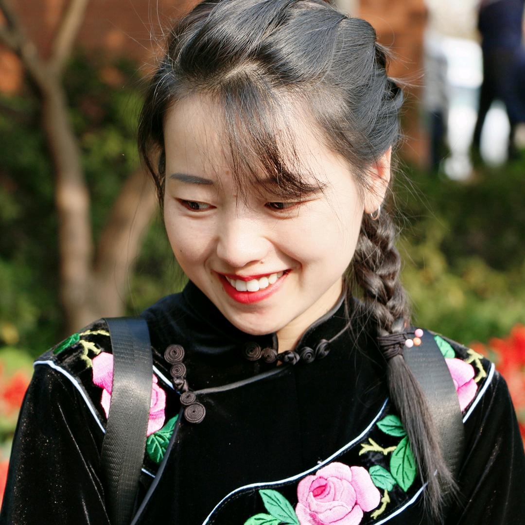 脚尧蓝姐