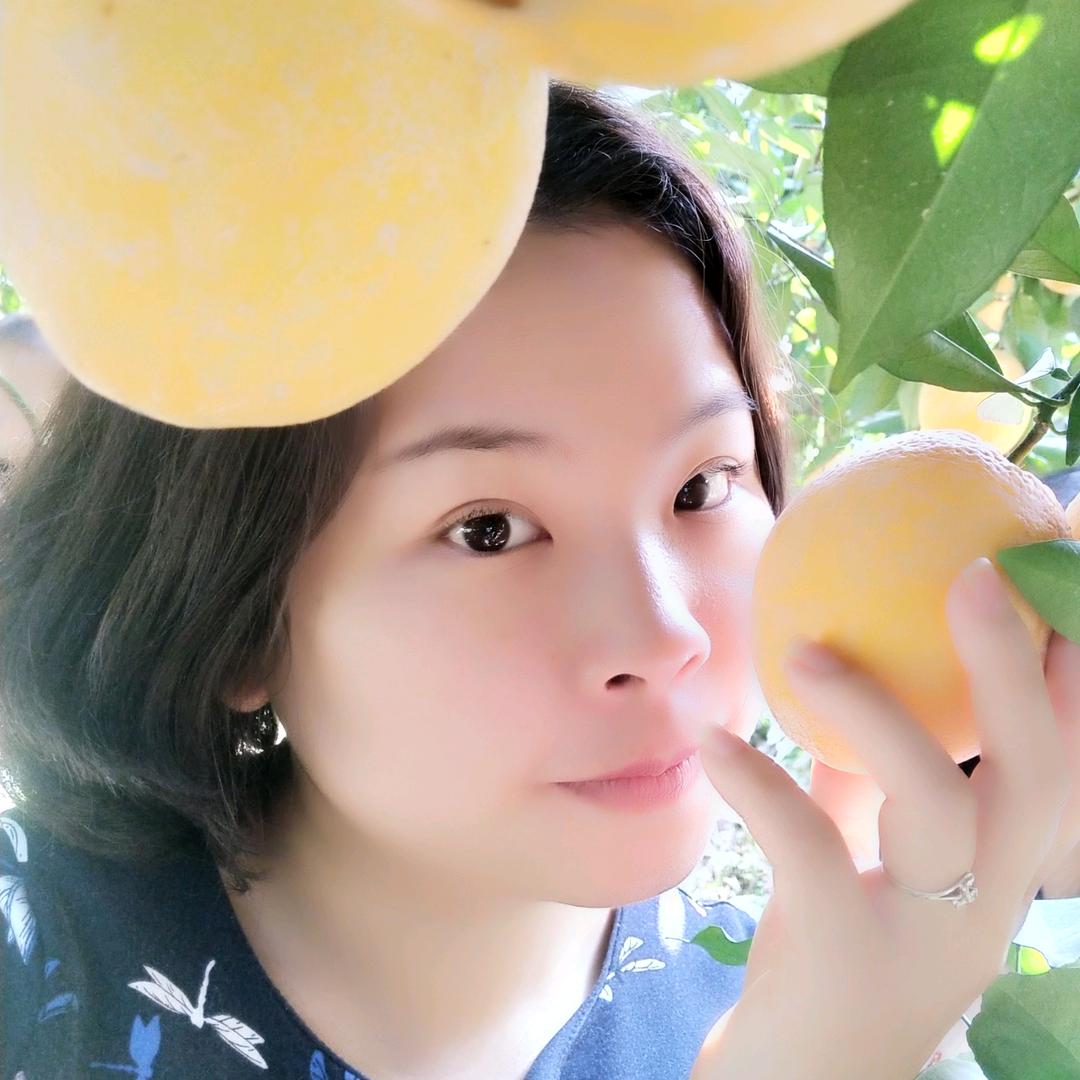 一颗爱拍照的🍊