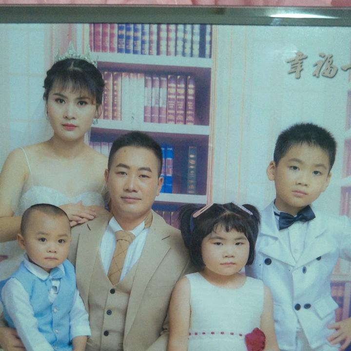 镇雄司机小哥
