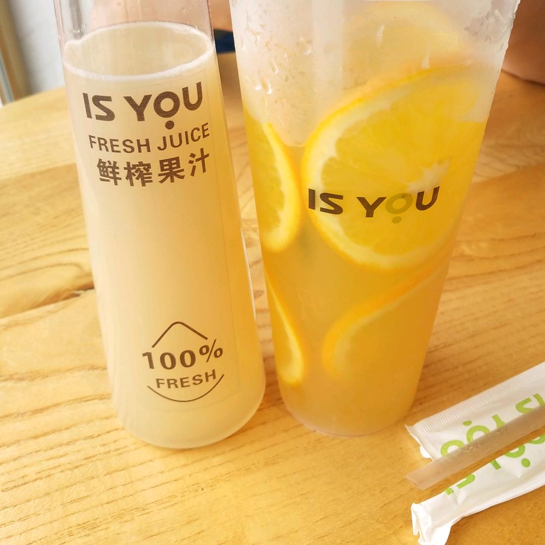 陌然浅笑°