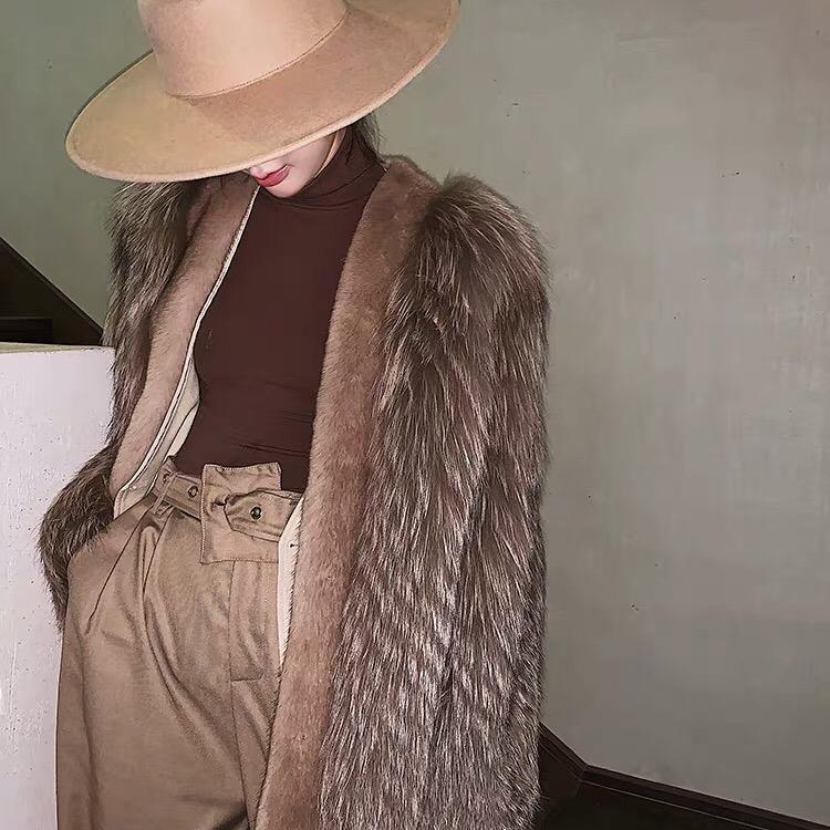 海宁佐蔓服饰.