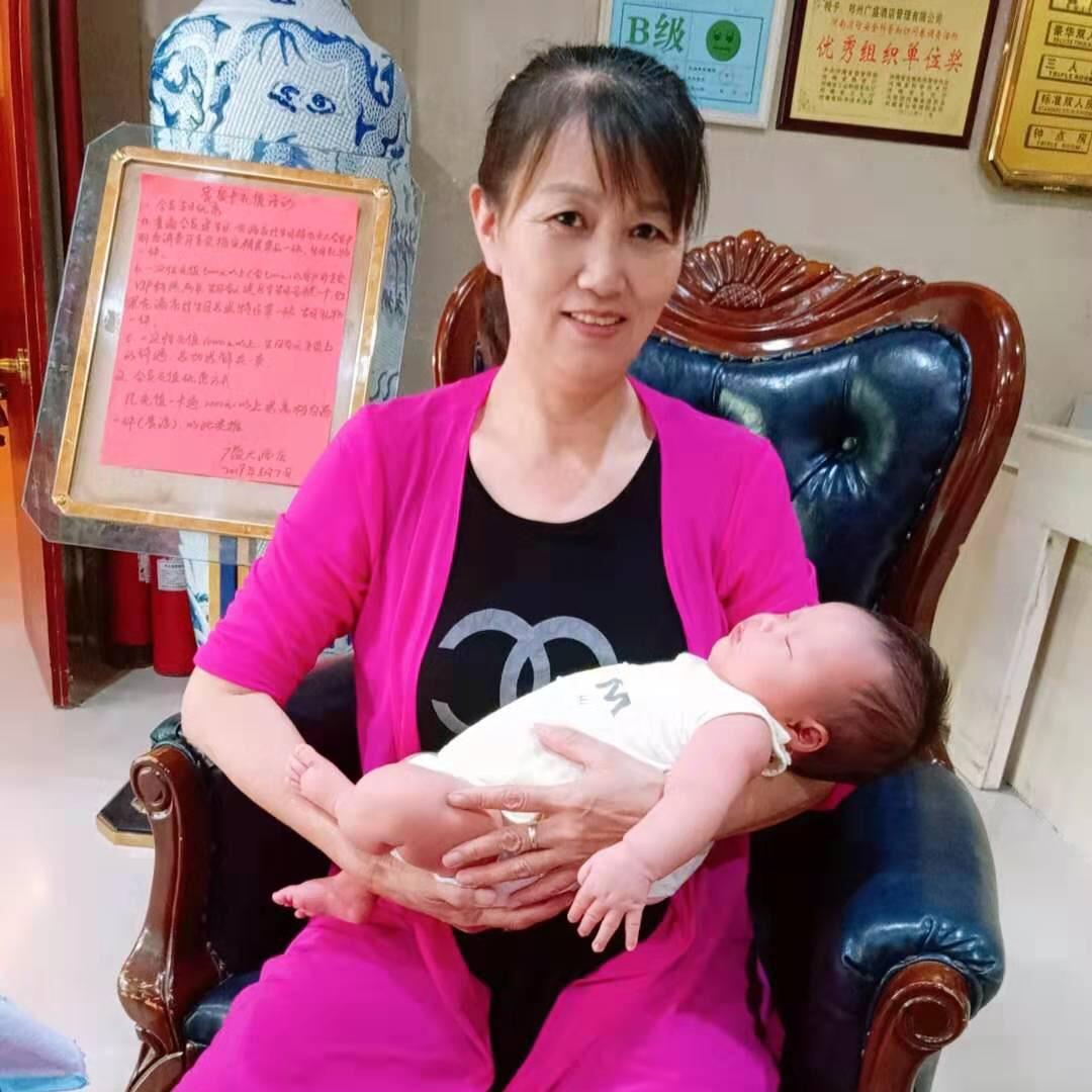 勤劳阿姨