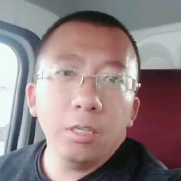 鱼儿爱上水