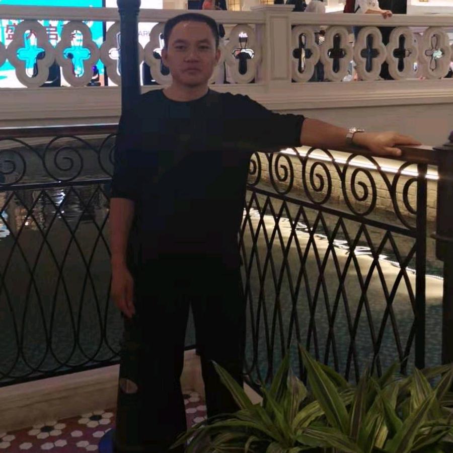 黔晨