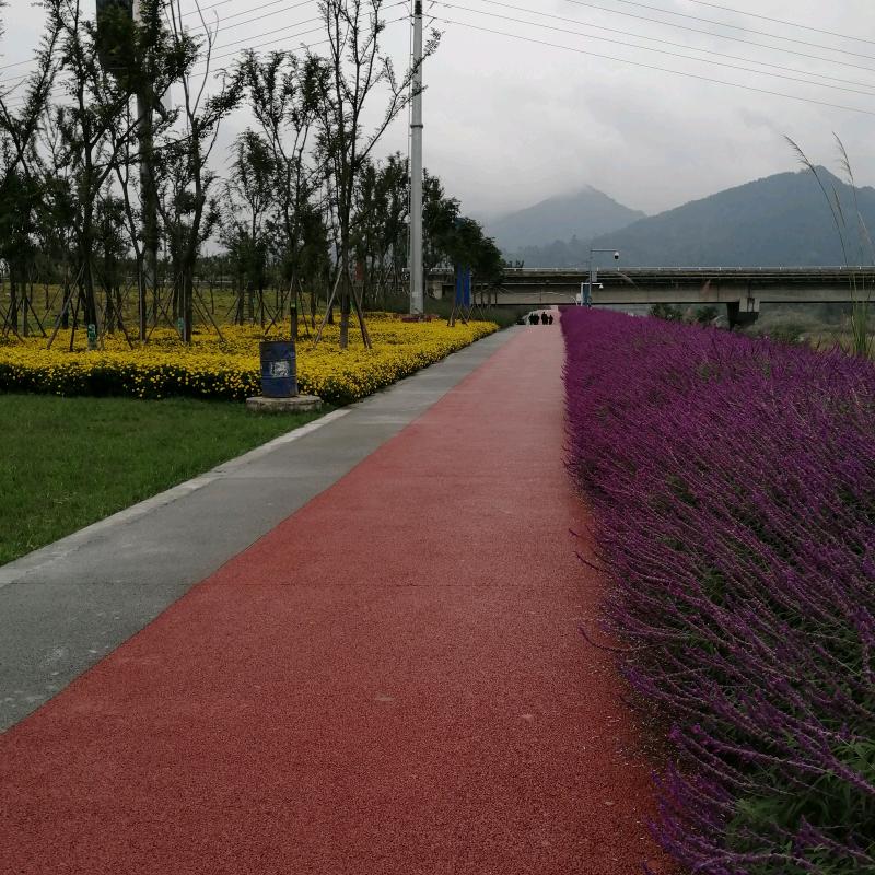 凤仪河畔小区