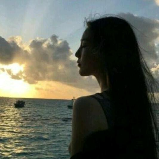 青鸾浮梦