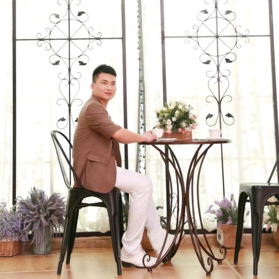 江西安装地毯肖文涛