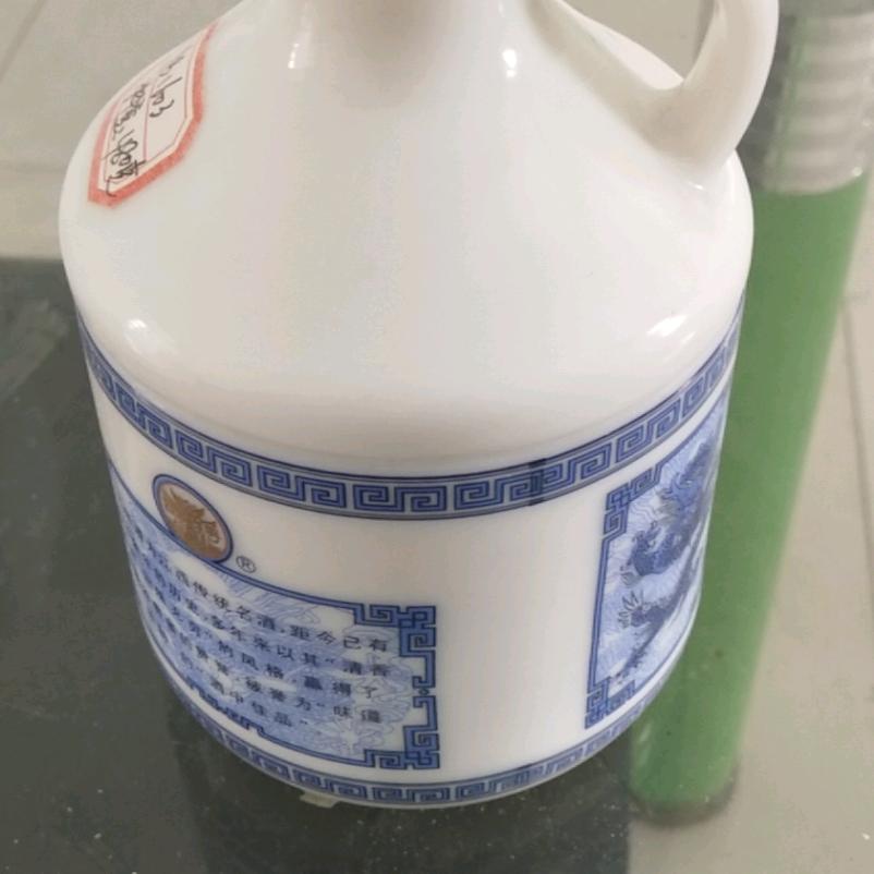 高旋双沟酒