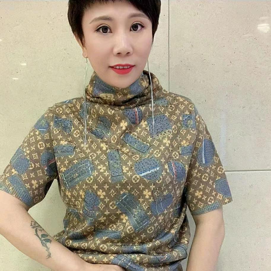 欧彩菲服饰店美媛大码服饰