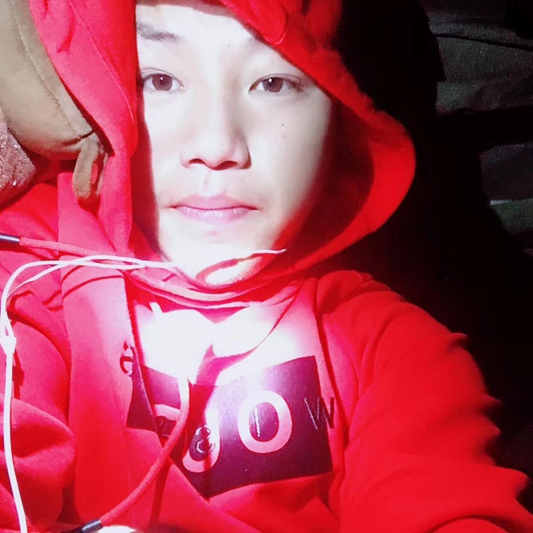 该出手时用脚抖、