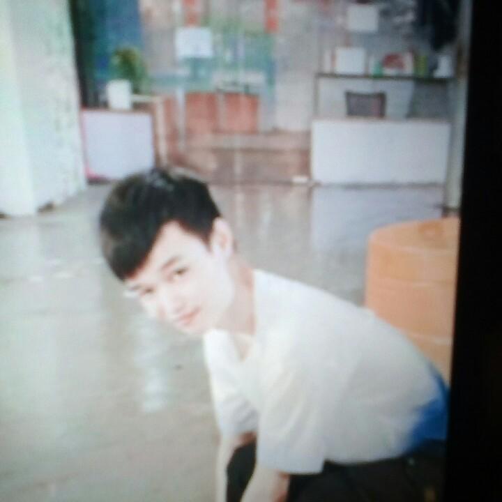 谁都靠不住，只有靠自己、加油吧.……