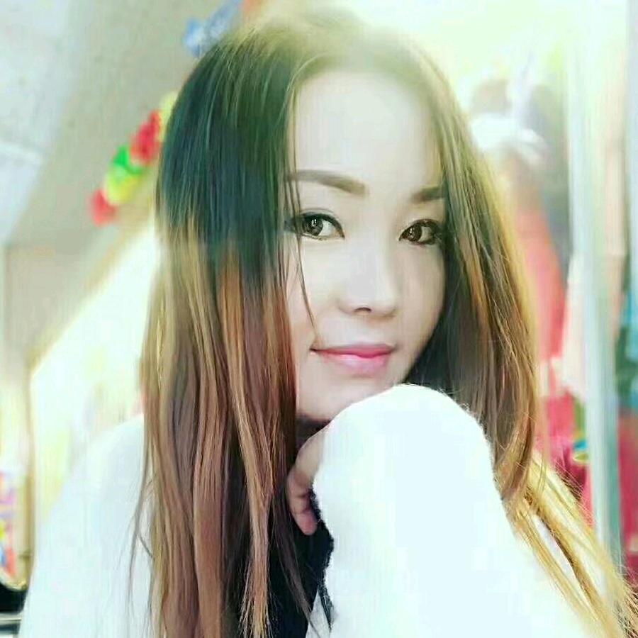 伊宁市图雅婚纱摄影