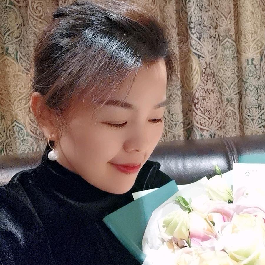 红苹果🍎