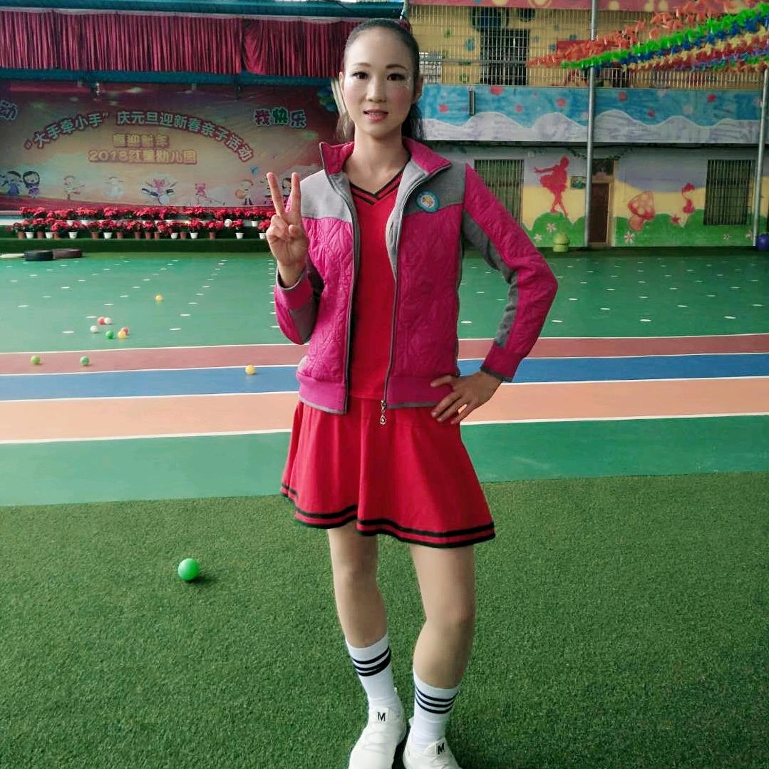 淡淡清香（红星群群老师）