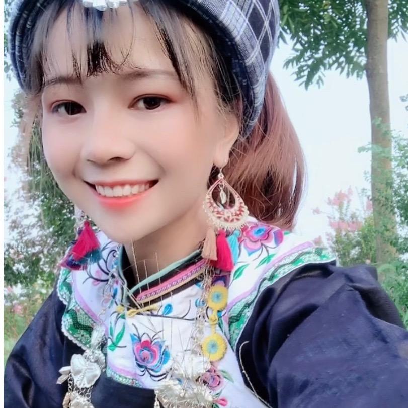 牛老板《小英子》