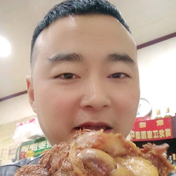 晓波酱大骨头手擀面