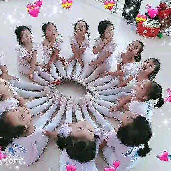 卖猪肉的小姐姐