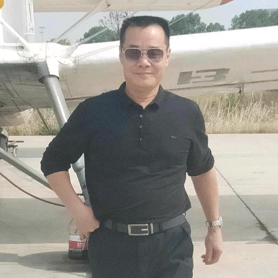 绝对男人.华哥