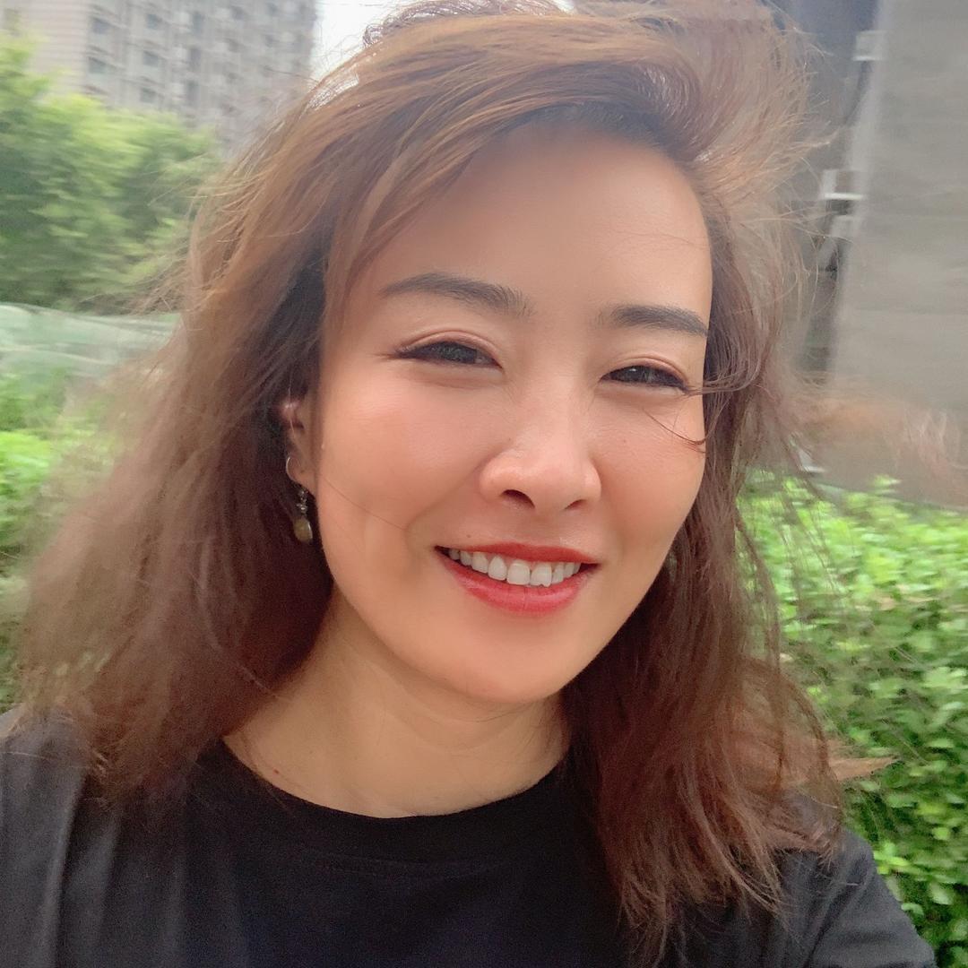自由风，理发店