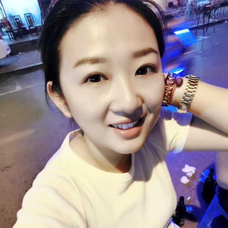 彤彤彤彤 🎀