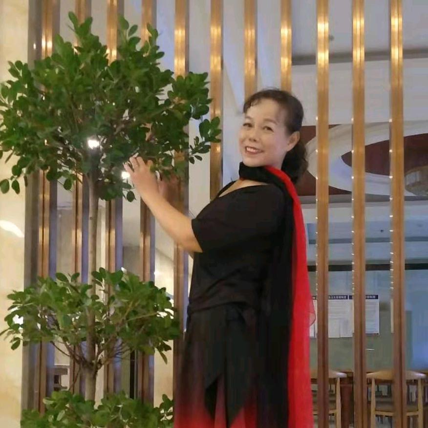 杨年华