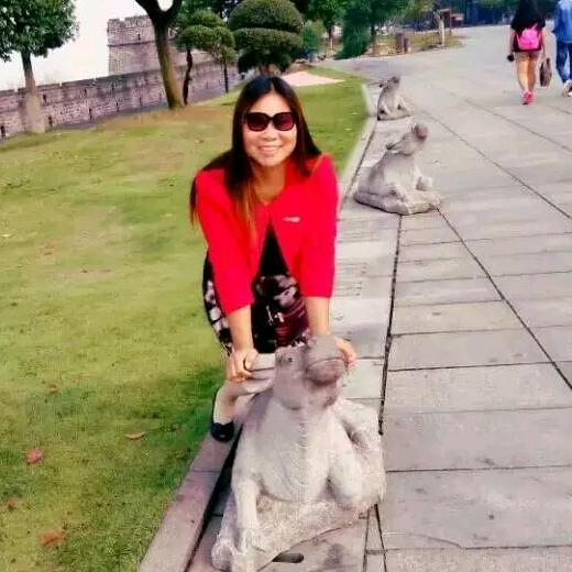 开心就好（牵红线的媒婆）打鼓耍龙