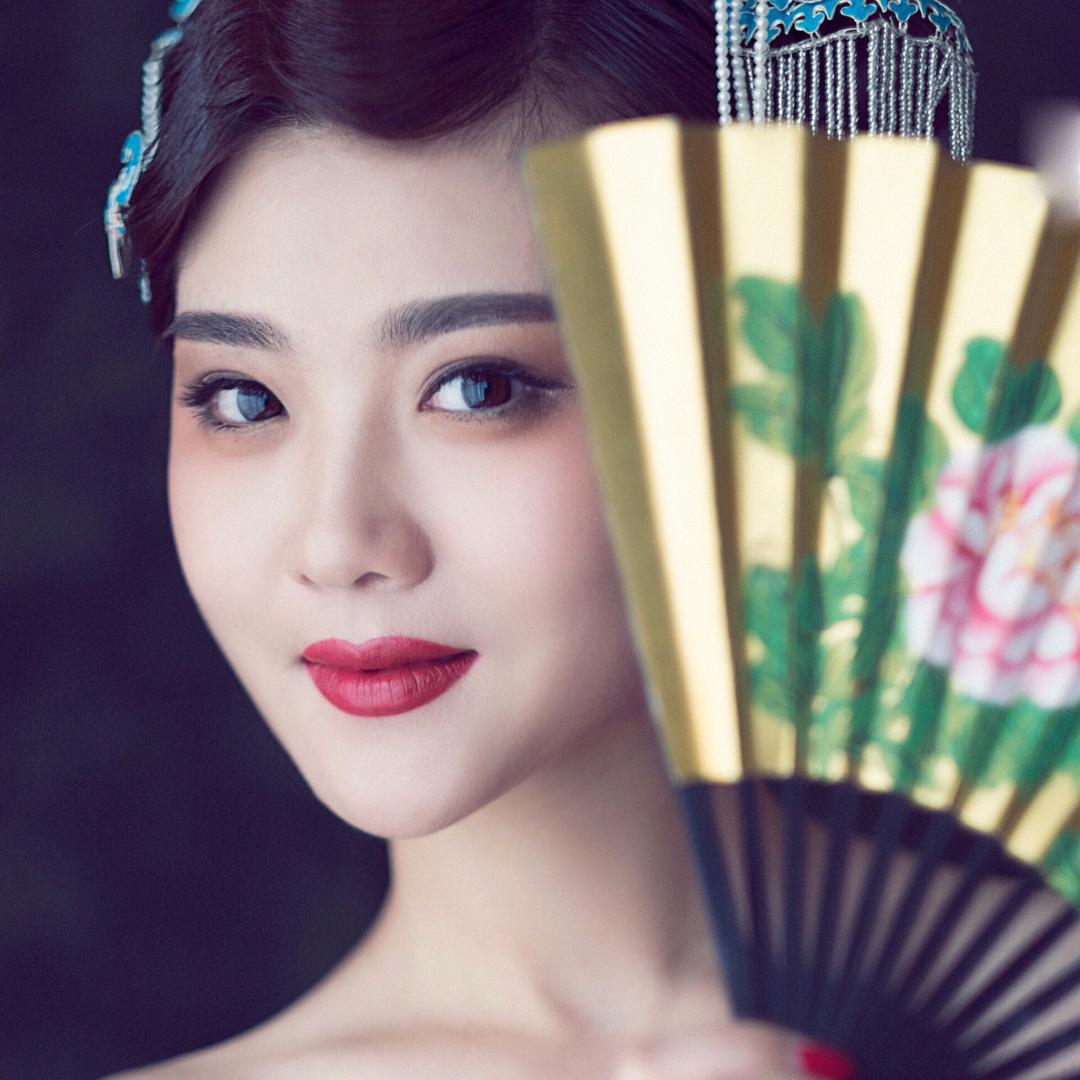 陈张霞