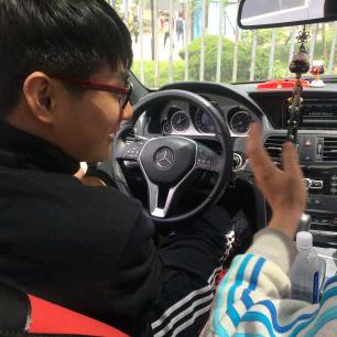 是小高吖Gg.