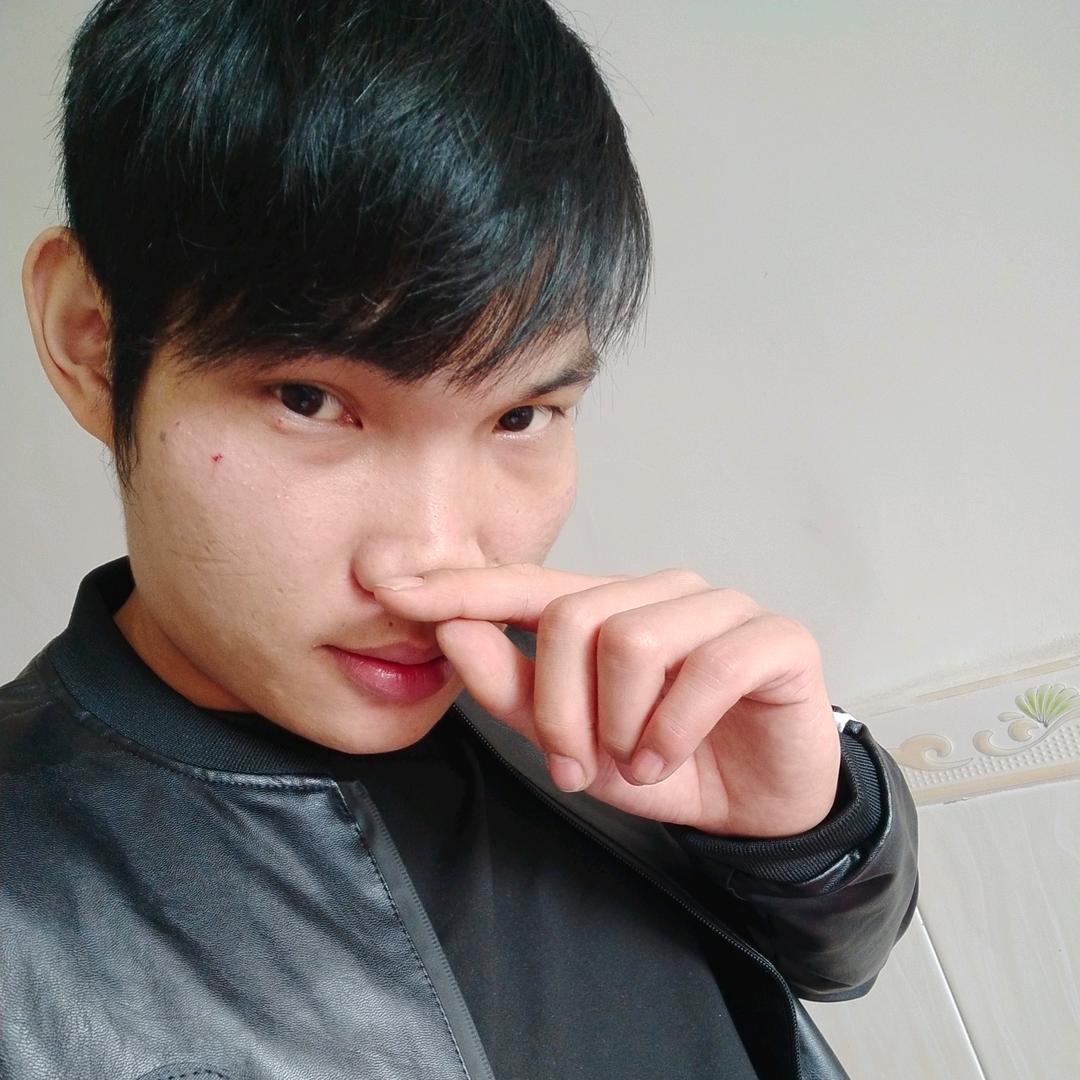 微笑扌奄飾悲伤