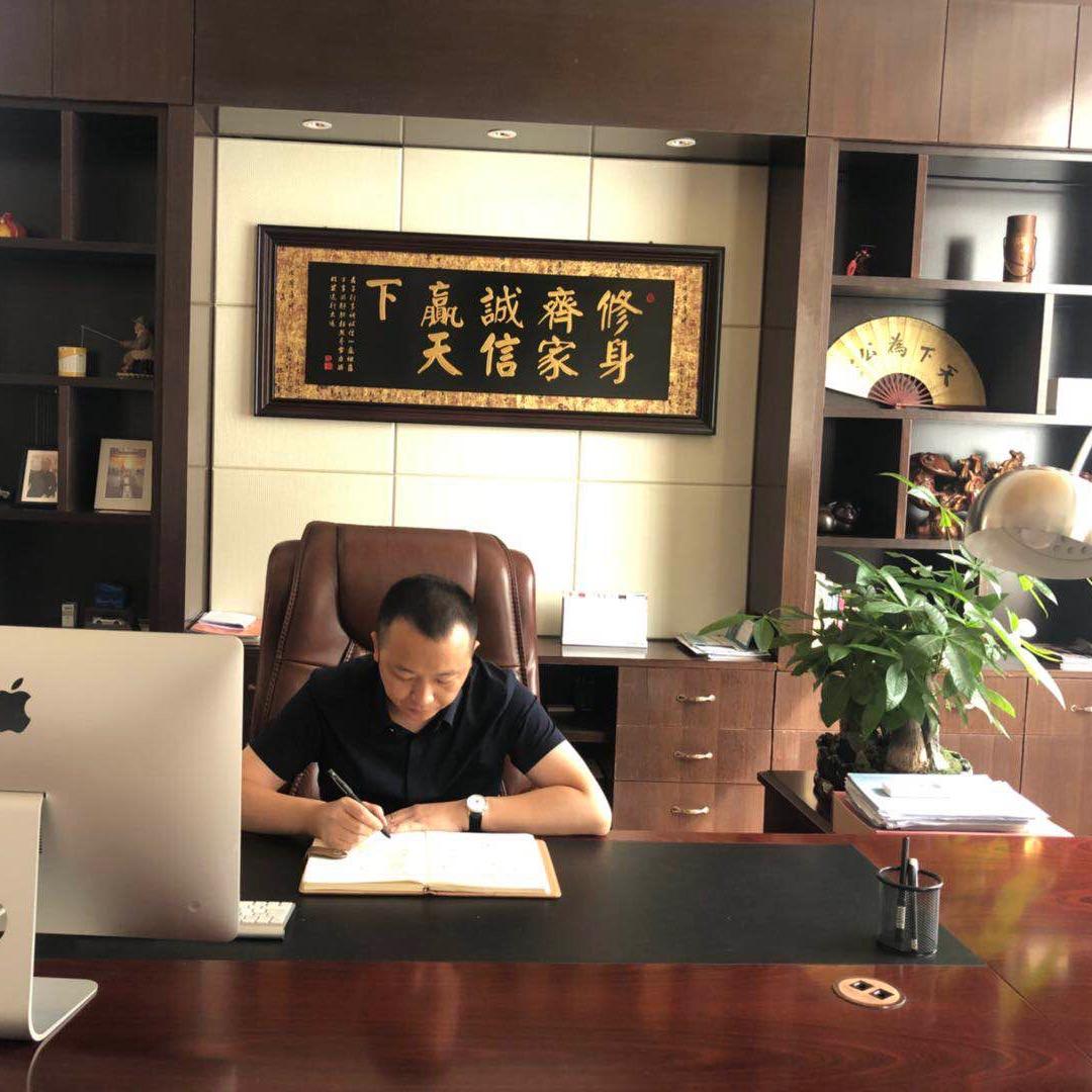 铭著鞋业玉珊瑚