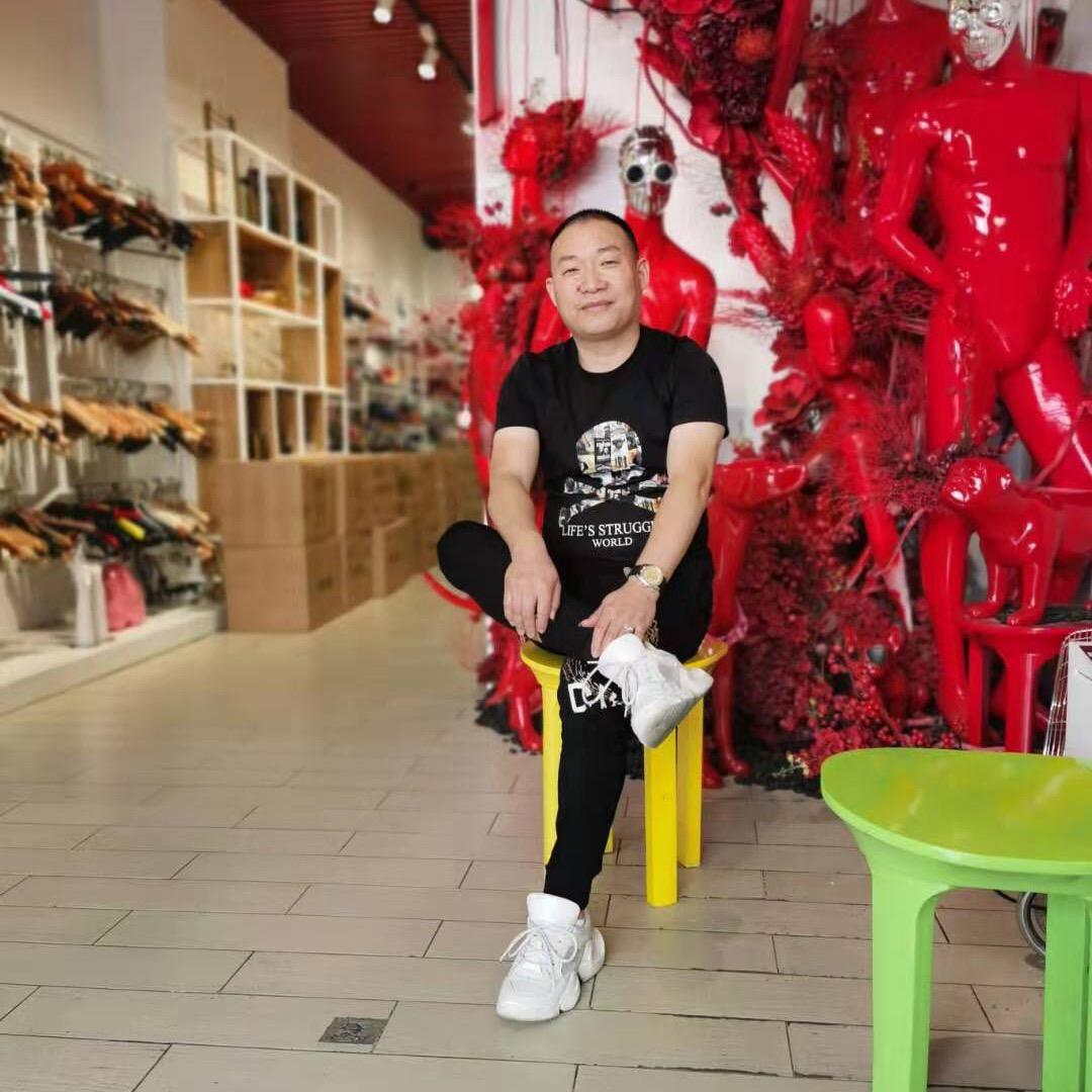 广州市冠马模特展示用品官方账号