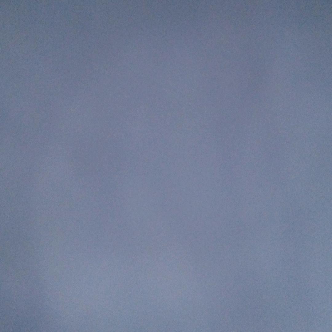 似曾相识烟鬼来