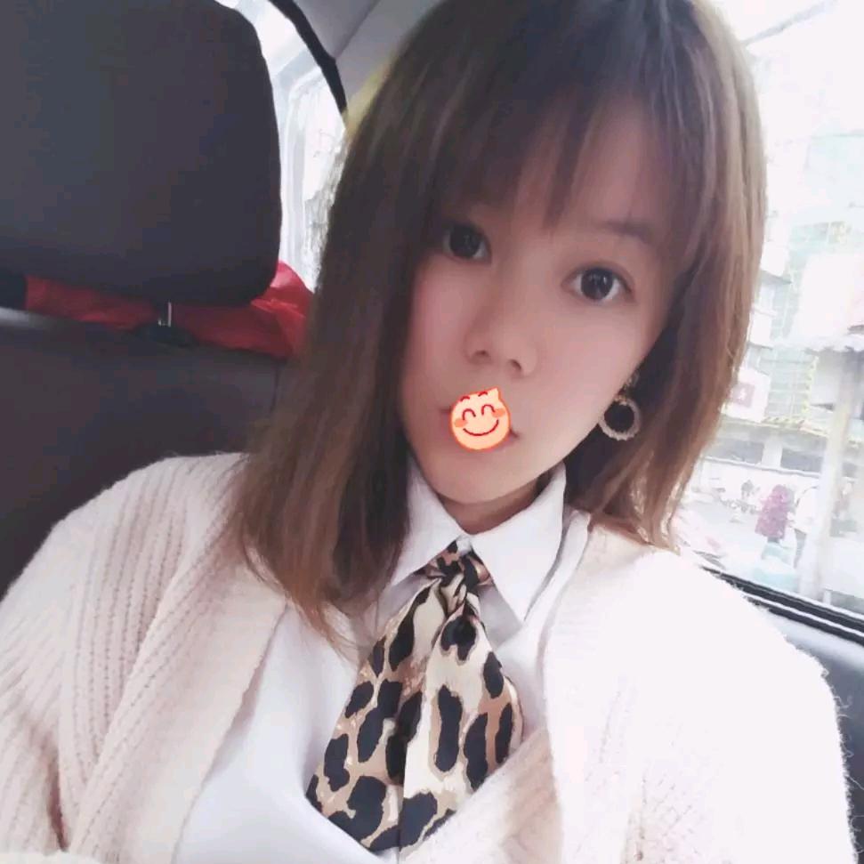 不化妆的鼠阿姨W.W私人订制女装