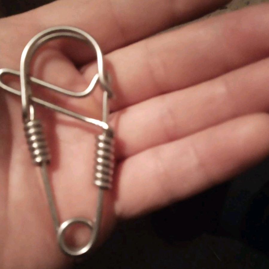 济钢一工匠(做手工钥匙扣，手串)