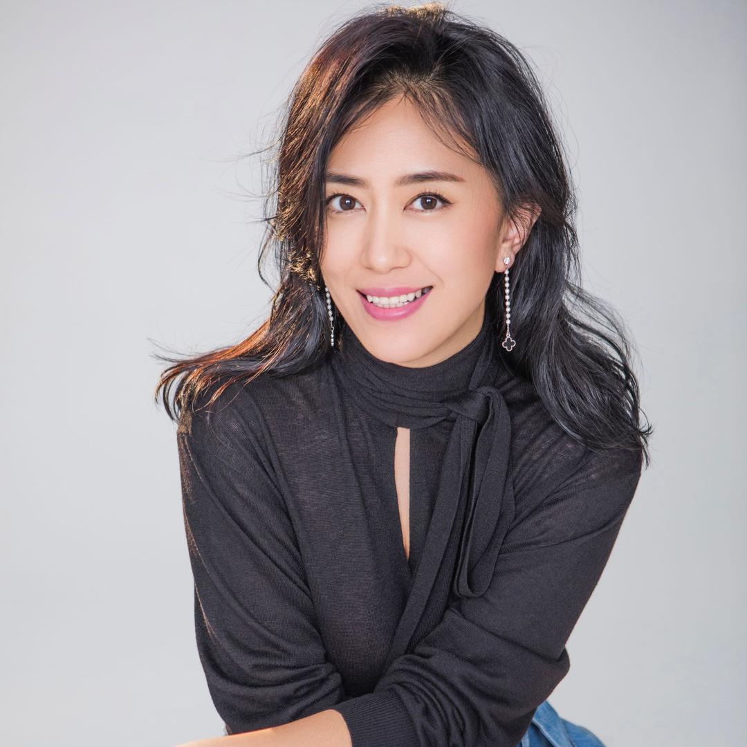 演员李天余