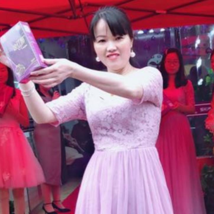 💝️子婷东方红服饰西套20号门面