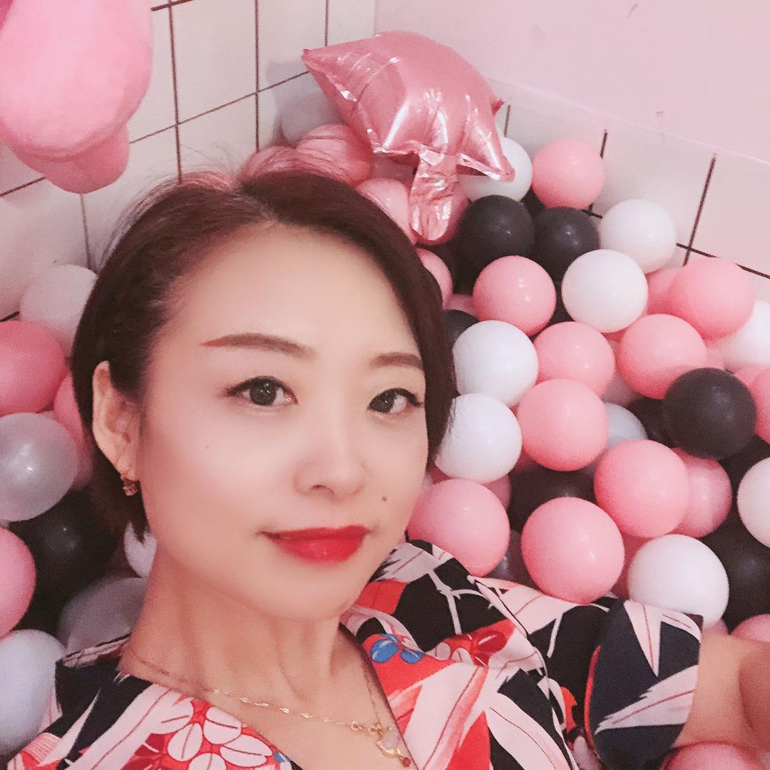 Ms Jiang