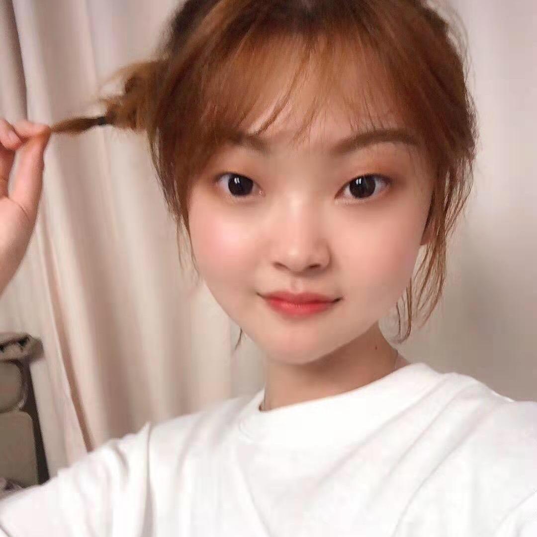单眼皮的二慧吖