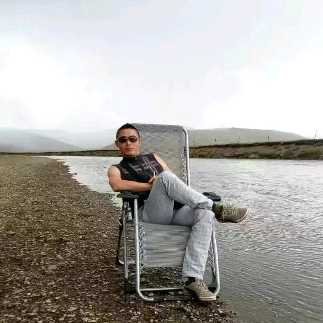 //成云驾雾//