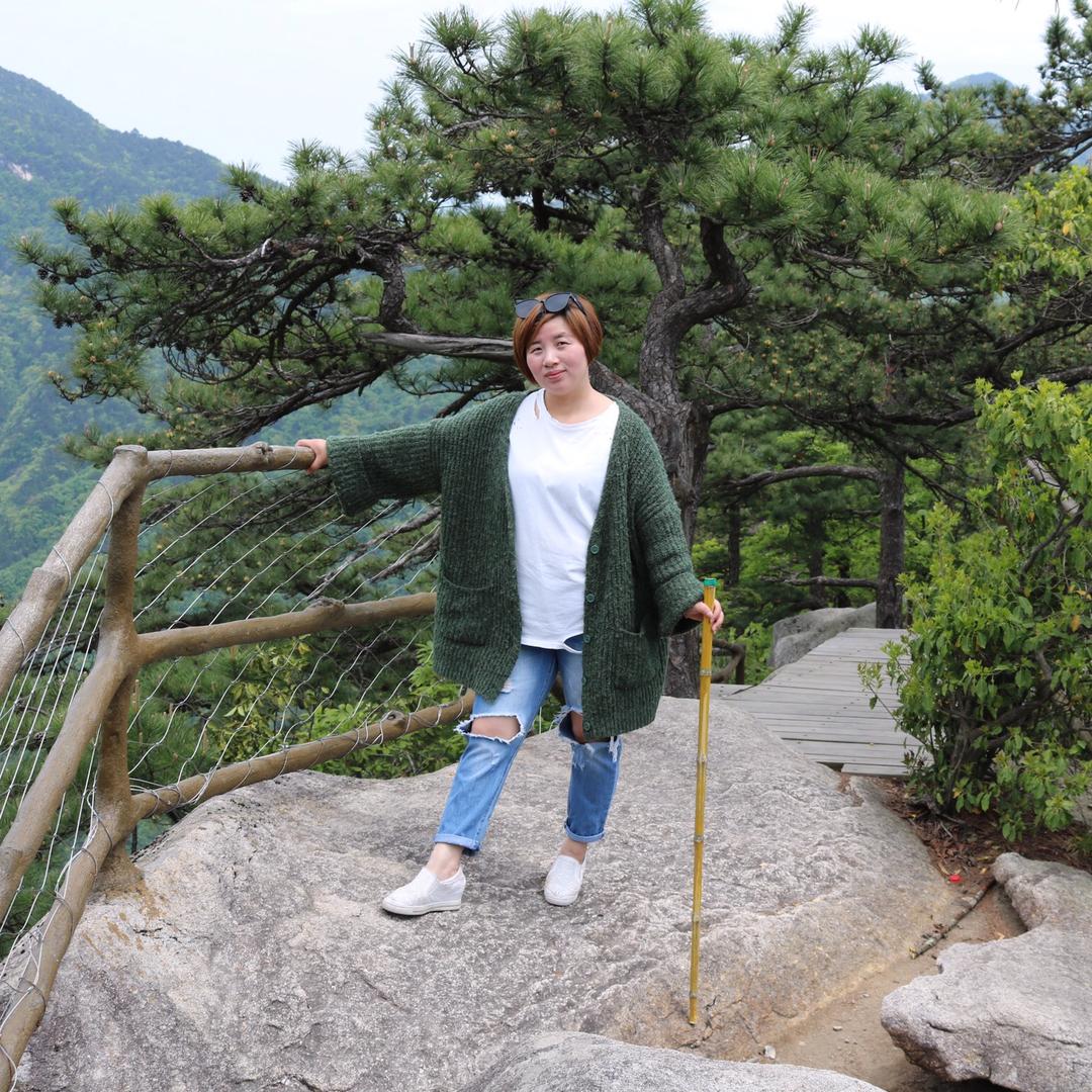 舒城松鼠Ai（Ms.李）——远大港汇店