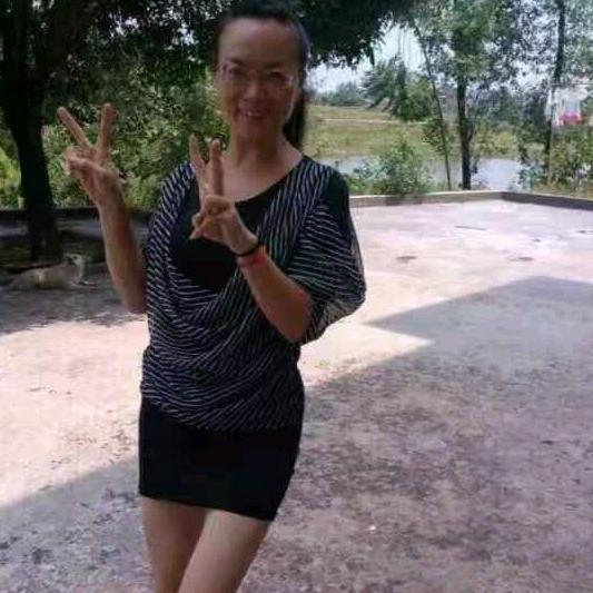 萍姐（萍洪演艺）