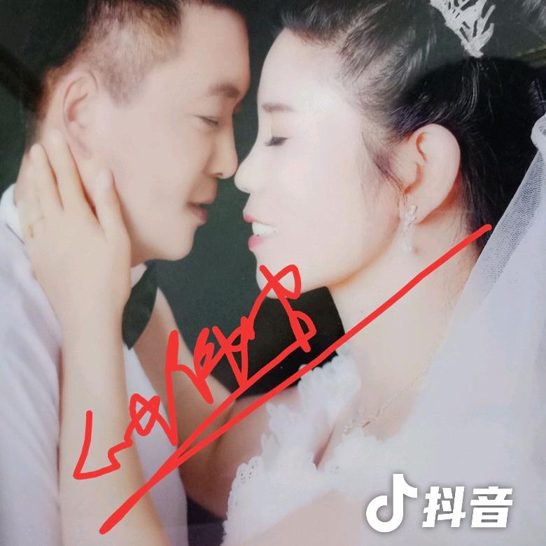苏豪铝艺大门实木楼梯一条龙服务