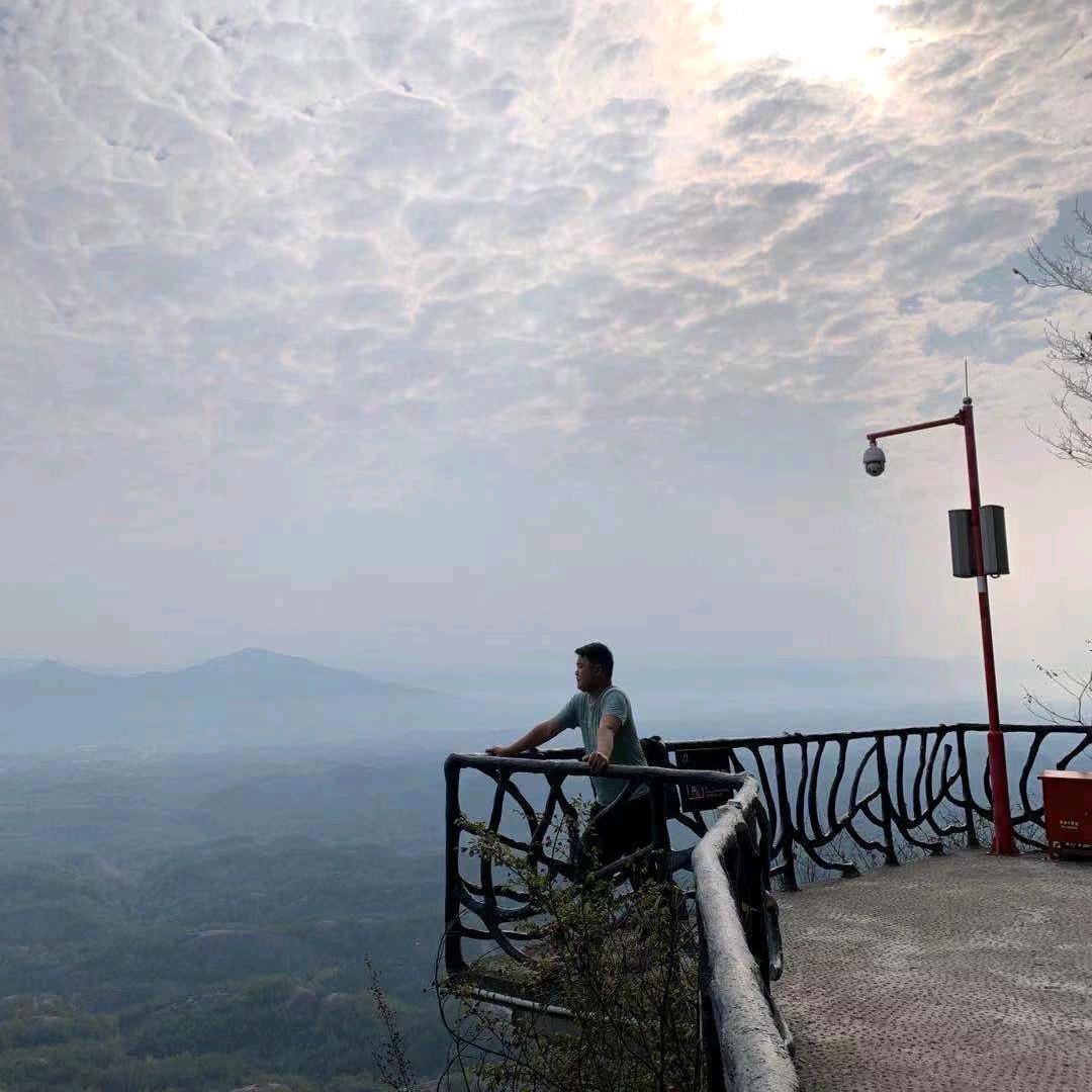 三毛的黑粉头子